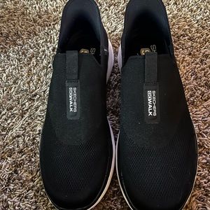 Mens Skechers Go walk slip ins size 10